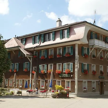 فندق Restaurant Sternen 3*